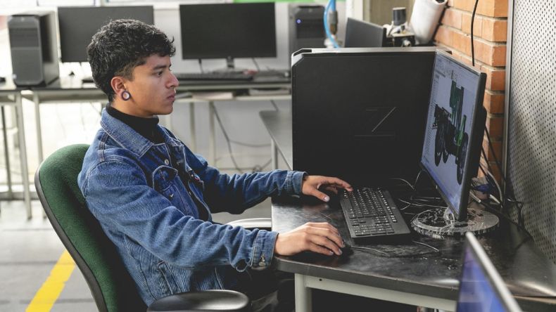 ¿Está en busca de empleo? El SENA ofrece 20.000 vacantes