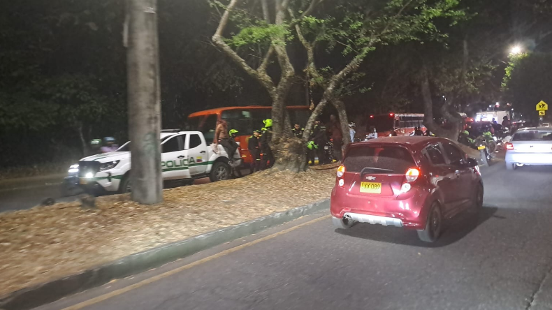Accidente en Ibagué desató batalla campal con cuchillos y extintores Accidente en Ibagué desató batalla campal con cuchillos y extintores
