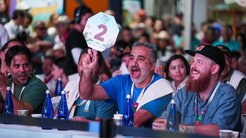 El Tolima rompe dos récords en la subasta de la Feria Internacional del Café El Tolima rompe dos récords en la subasta de la Feria Internacional del Café