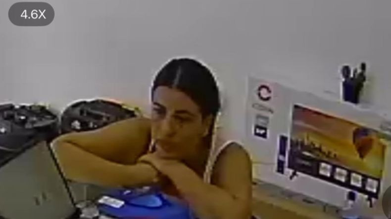 Video captó hurto de celular en local comercial en Ibagué