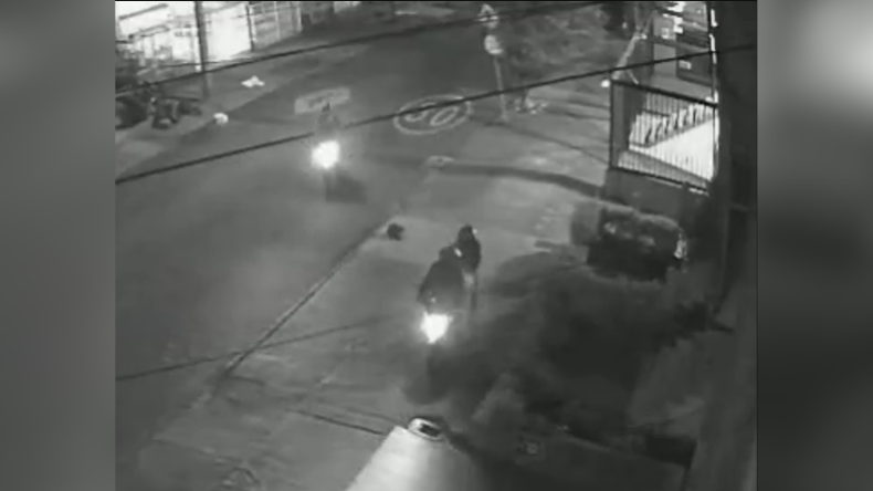 Atracaron a una mujer en la entrada de su casa en Bogotá