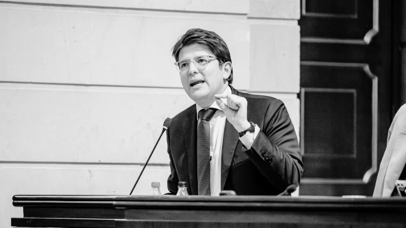 Líderes políticos lamentan la muerte de Miguel Uribe Turbay