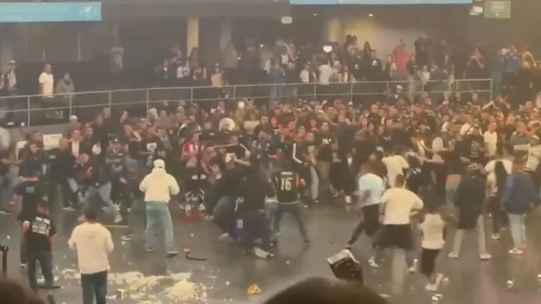 Violencia en el Movistar Arena dejó una persona muerta y varios heridos Violencia en el Movistar Arena dejó una persona muerta y varios heridos