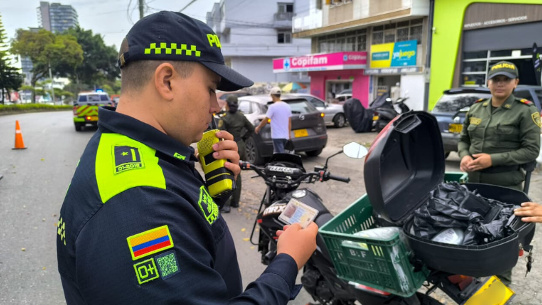 Trece capturas y 277 armas blancas incautadas en Ibagué durante el puente festivo Trece capturas y 277 armas blancas incautadas en Ibagué durante el puente festivo