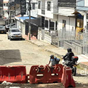 Cierre de la calle 59 por fallido puente de la 60, genera problemas de movilidad en la zona Cierre de la calle 59 por fallido puente de la 60, genera problemas de movilidad en la zona