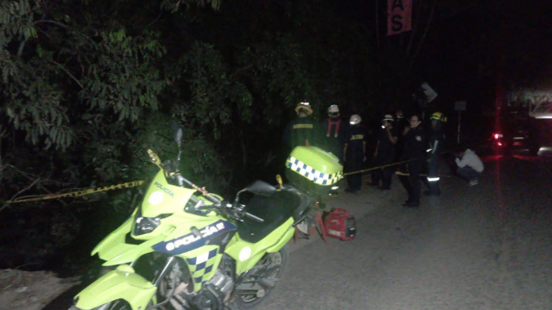 Joven murió en accidente de moto en la vía entre Carmen de Apicalá y Melgar Joven murió en accidente de moto en la vía entre Carmen de Apicalá y Melgar