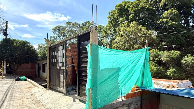 Cierran construcción en Ibagué por no contar con licencias urbanísticas Cierran construcción en Ibagué por no contar con licencias urbanísticas