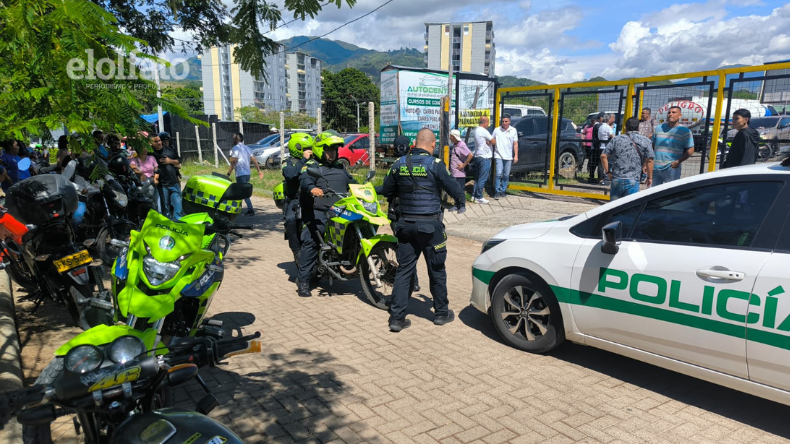 Riña en la Secretaría de Movilidad de Ibagué dejó cinco capturados y varios heridos Riña en la Secretaría de Movilidad de Ibagué dejó cinco capturados y varios heridos