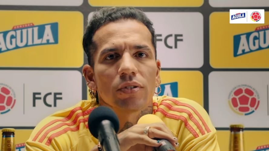 Dayro protagonizó comercial de cerveza Águila Dayro protagonizó comercial de cerveza Águila