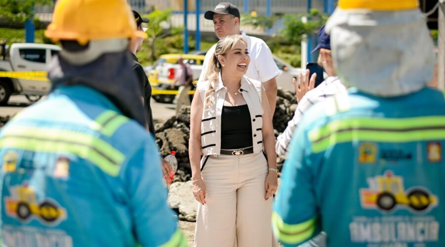 Aranda ‘reencauchó’ el modelo de contratación de Luis H. Rodríguez y Orlando Arciniegas Aranda ‘reencauchó’ el modelo de contratación de Luis H. Rodríguez y Orlando Arciniegas