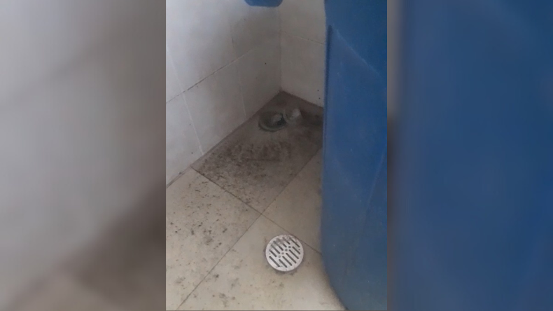 Habitantes del Jordán reclaman solución urgente ante colapso del alcantarillado Habitantes del Jordán reclaman solución urgente ante colapso del alcantarillado