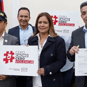 Proyecto ‘Cero Cacho, Cero Violencia’ no busca castigar la infidelidad Proyecto ‘Cero Cacho, Cero Violencia’ no busca castigar la infidelidad
