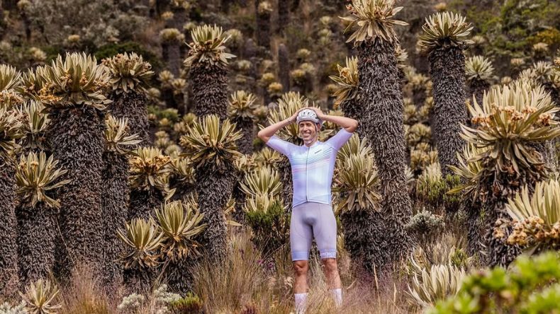 Conmovedor video de un Español que recorrió el Tolima en bicicleta Conmovedor video de un Español que recorrió el Tolima en bicicleta
