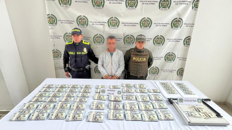 Policía incauta dólares falsos destinados a Ecuador Policía incauta dólares falsos destinados a Ecuador