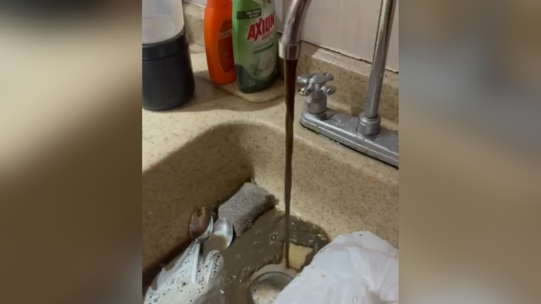 Así llegó el agua al Jordán: turbia y con sedimento Así llegó el agua al Jordán: turbia y con sedimento