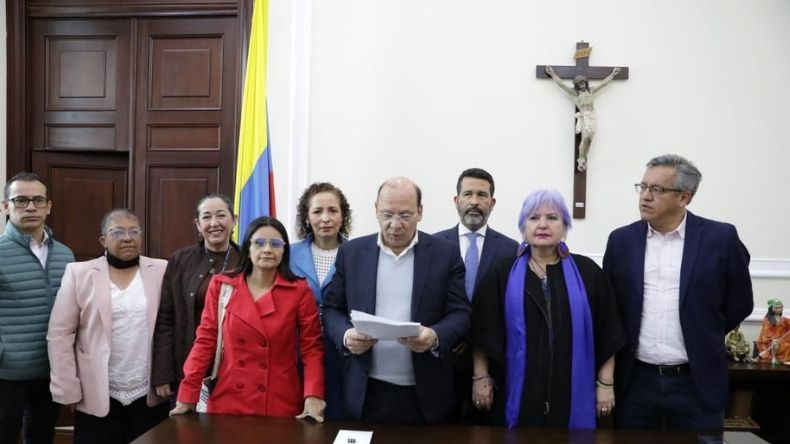 Nueva reforma tributaria de Petro: va por $26 billones y afecta desde la cerveza hasta los combustibles Nueva reforma tributaria de Petro: va por $26 billones y afecta desde la cerveza hasta los combustibles