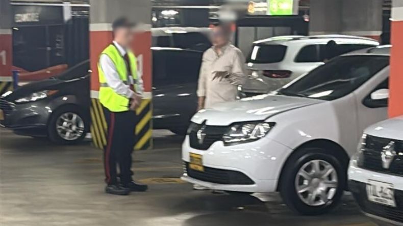 Denuncian robo dentro del parqueadero del centro comercial Acqua de Ibagué Denuncian robo dentro del parqueadero del centro comercial Acqua de Ibagué