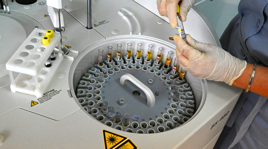 Rusia presenta su primera vacuna personalizada contra el cáncer: EnteroMix Rusia presenta su primera vacuna personalizada contra el cáncer: EnteroMix