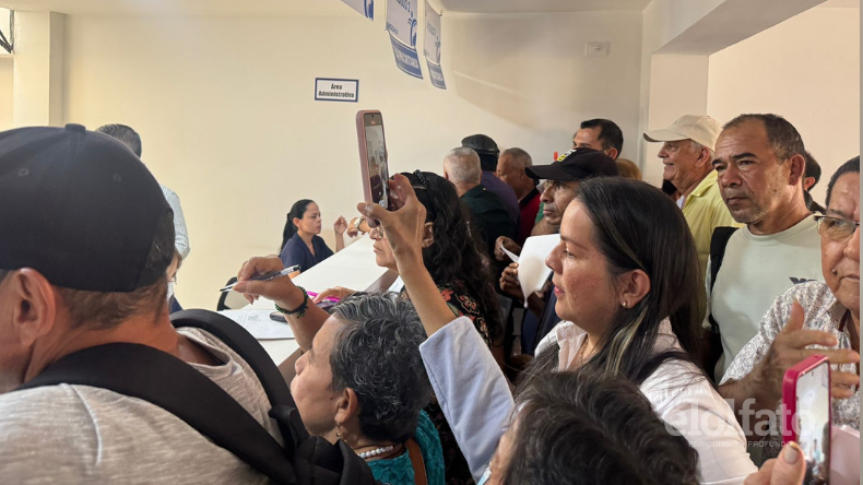 Denuncian apertura indebida de buzón de quejas en farmacia