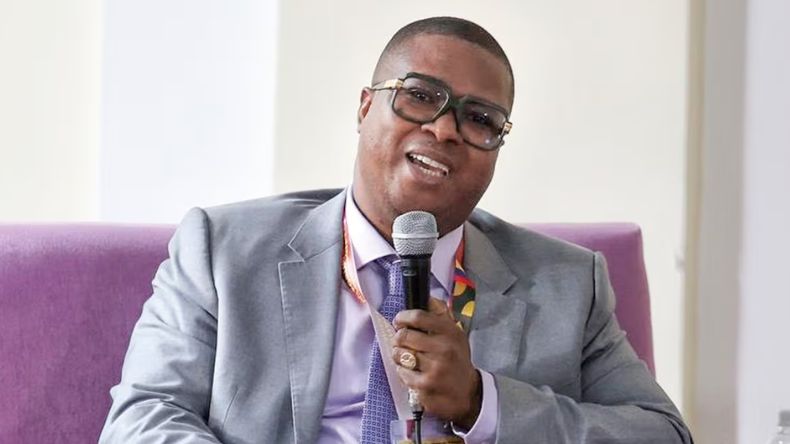 Exembajador de Colombia en Ghana es imputado por violencia sexual e intrafamiliar Exembajador de Colombia en Ghana es imputado por violencia sexual e intrafamiliar