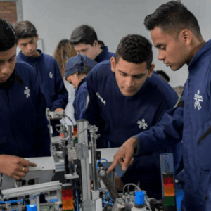 Colombianos podrán aplicar a 177 empleos en Canadá y España