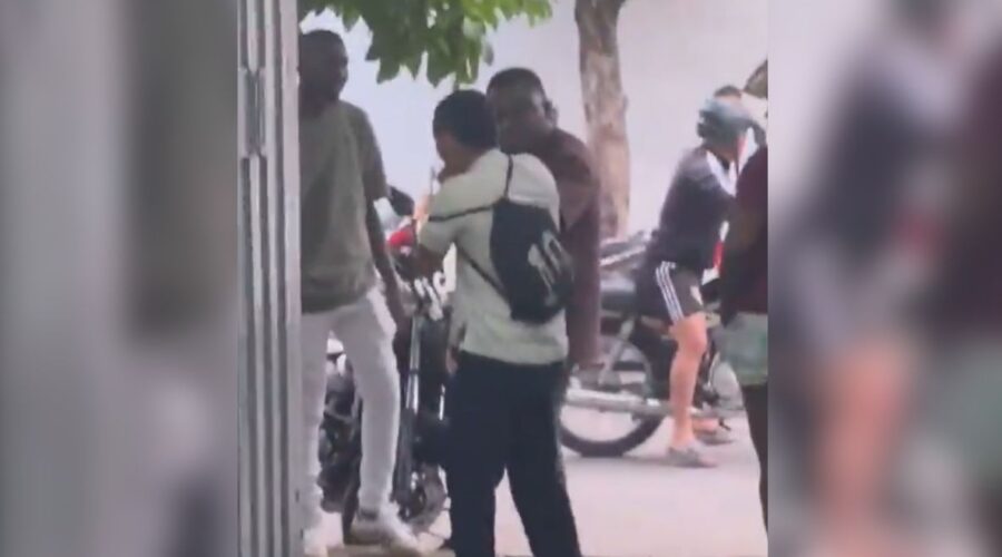 Padres armados irrumpieron en colegio y atacaron a menor en El Espinal Padres armados irrumpieron en colegio y atacaron a menor en El Espinal