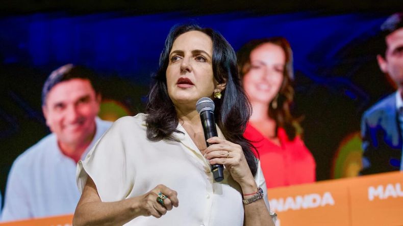 Abuchean a María Fernanda Cabal en evento empresarial en Bogotá Abuchean a María Fernanda Cabal en evento empresarial en Bogotá