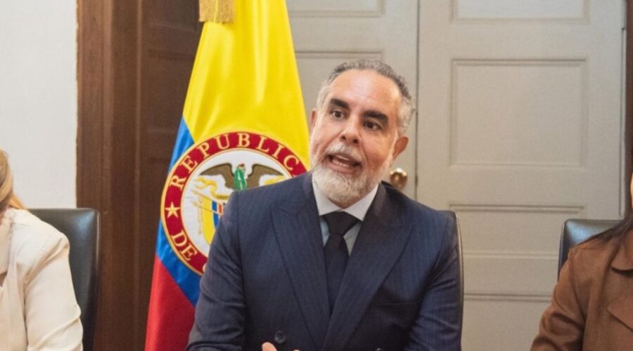 “Es una afrenta contra el país”: Benedetti defendió a Petro tras insultos de Trump “Es una afrenta contra el país”: Benedetti defendió a Petro tras insultos de Trump