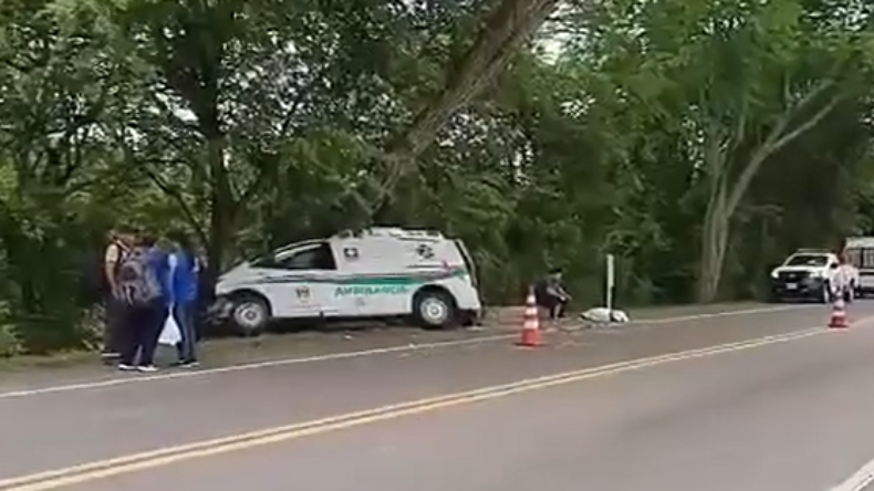 Trágico accidente en Natagaima: conductor de ambulancia perdió la vida Trágico accidente en Natagaima: conductor de ambulancia perdió la vida