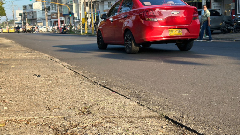 Nuevos errores en obras de la Quinta: andenes al mismo nivel de la vía Nuevos errores en obras de la Quinta: andenes al mismo nivel de la vía