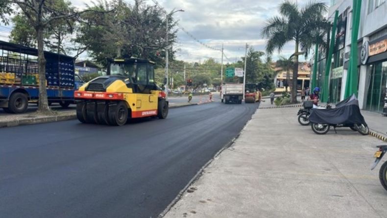 Inician nuevas obras de pavimentación en tres comunas de Ibagué Inician nuevas obras de pavimentación en tres comunas de Ibagué