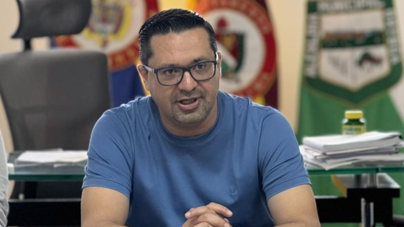 Alcalde de Ortega exigió retractación del presidente del Concejo por insultos a la gobernadora Alcalde de Ortega exigió retractación del presidente del Concejo por insultos a la gobernadora