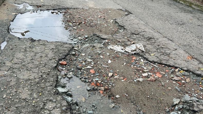 Habitantes del Jordán denuncian abandono de una vía que Infraestructura prometió arreglar Habitantes del Jordán denuncian abandono de una vía que Infraestructura prometió arreglar