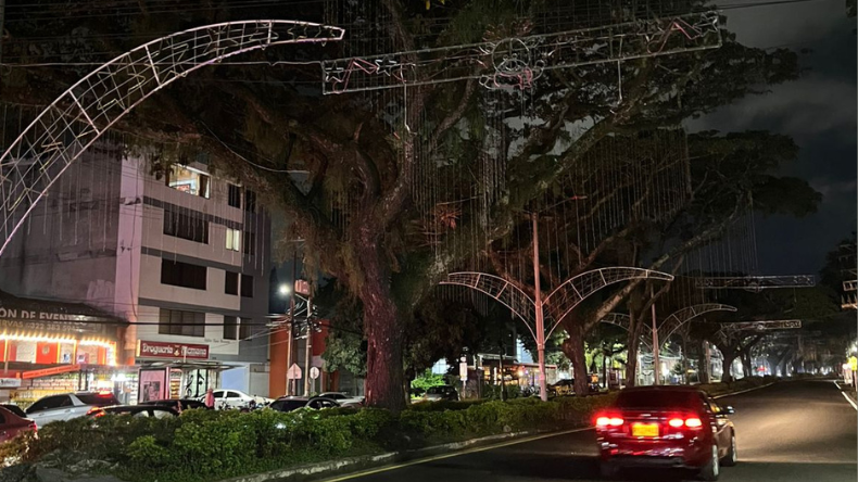 Denuncian apagón en alumbrado público y navideño en la Quinta con 30 Denuncian apagón en alumbrado público y navideño en la Quinta con 30