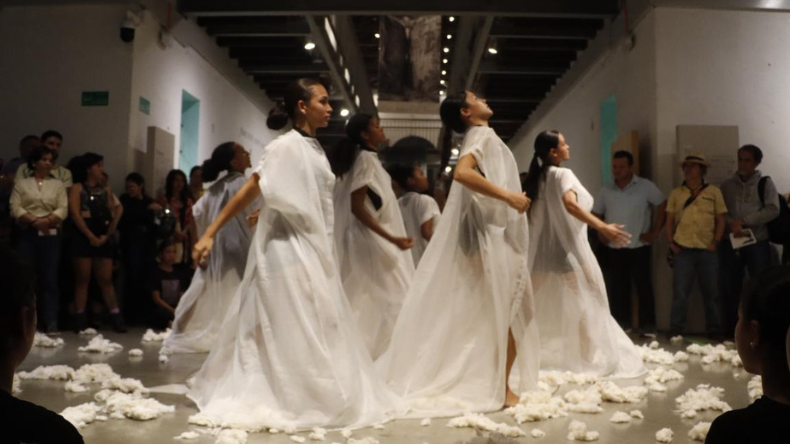 El Colegio del Cuerpo presentó un homenaje a Armero por 40 años