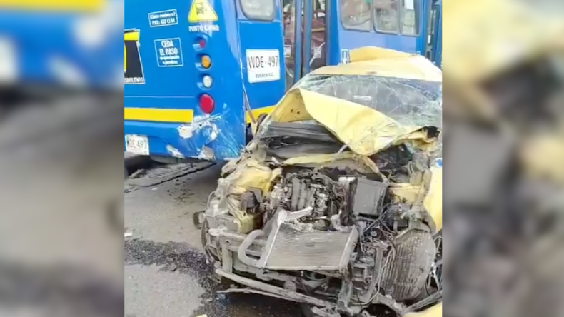 Volqueta, bus del SITP y taxi chocaron en grave accidente