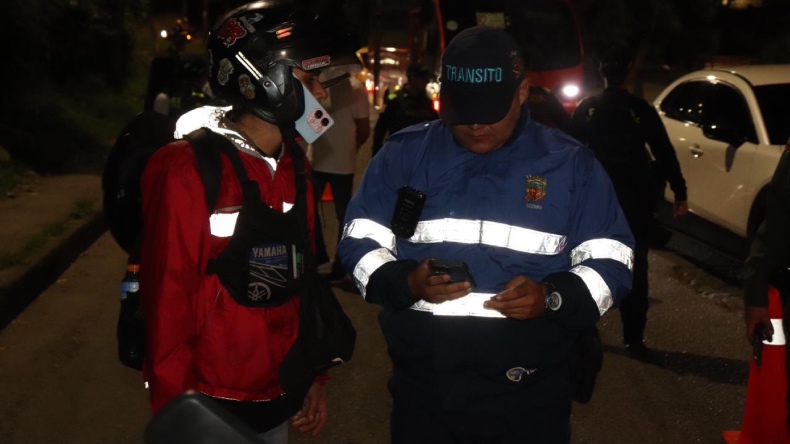 Alcohol y transporte ilegal: fin de semana dejó 150 comparendos en Ibagué Alcohol y transporte ilegal: fin de semana dejó 150 comparendos en Ibagué