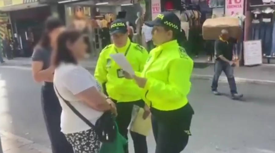 Desmantelan red que falsificaba documentos a prófugos extranjeros Desmantelan red que falsificaba documentos a prófugos extranjeros