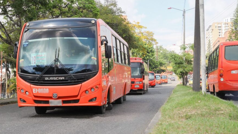 Transportadores alertan que bajar la tarifa pondría en riesgo el servicio en Ibagué Transportadores alertan que bajar la tarifa pondría en riesgo el servicio en Ibagué
