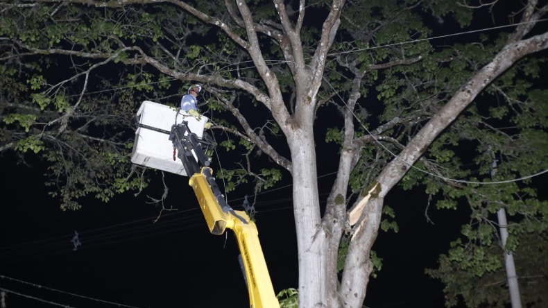 Reportan fallas en el alumbrado público tras las lluvias en Ibagué Reportan fallas en el alumbrado público tras las lluvias en Ibagué