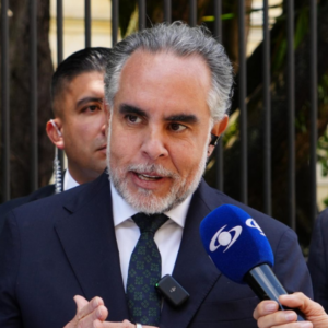 Benedetti reconoce fracaso de exparamilitares como gestores de paz Benedetti reconoce fracaso de exparamilitares como gestores de paz