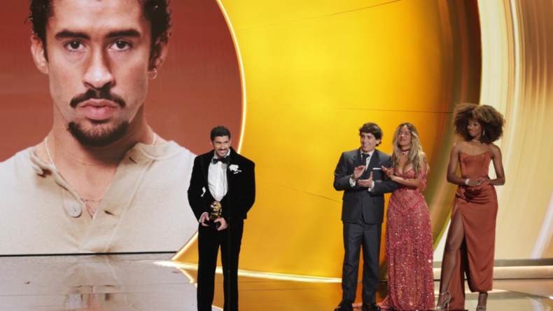 Bad Bunny arremete contra ICE durante los Grammy Bad Bunny arremete contra ICE durante los Grammy